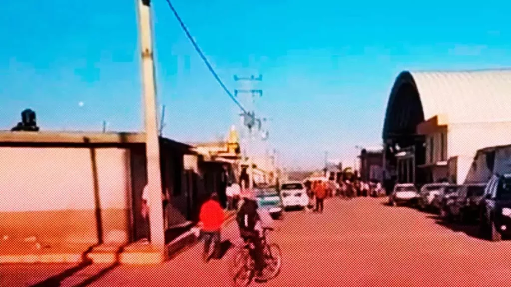Intento de linchamiento en Tepeyahualco de Hidalgo, vecinos retienen a 4 ladrones