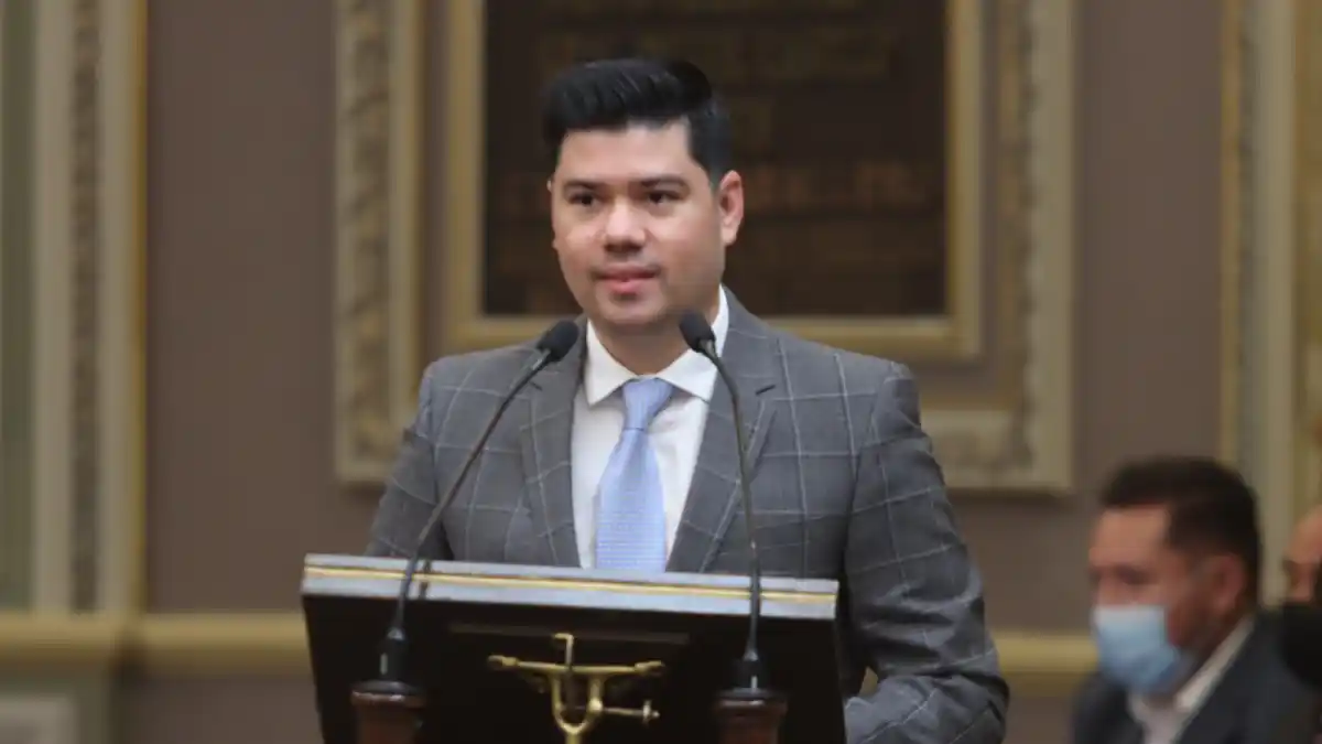 Comparece en el Pleno de la LXI Legislatura encargado de despacho de la SEP