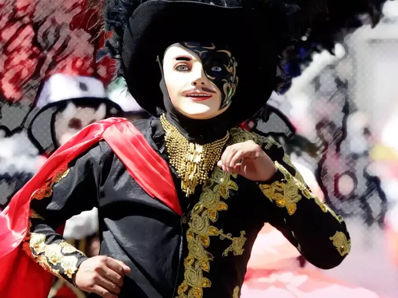 Sí hubo consumo de alcohol en inicio de carnavales de Puebla: Eduardo Rivera
