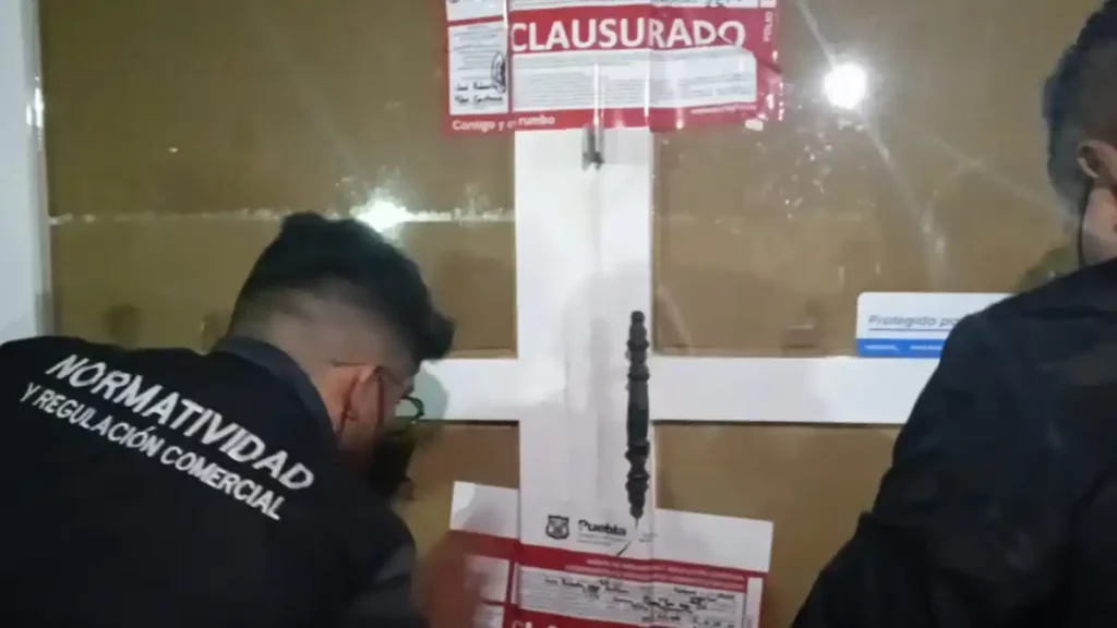 En Puebla Capital se vigila el cumplimiento de la norma en negocios con venta de alcohol