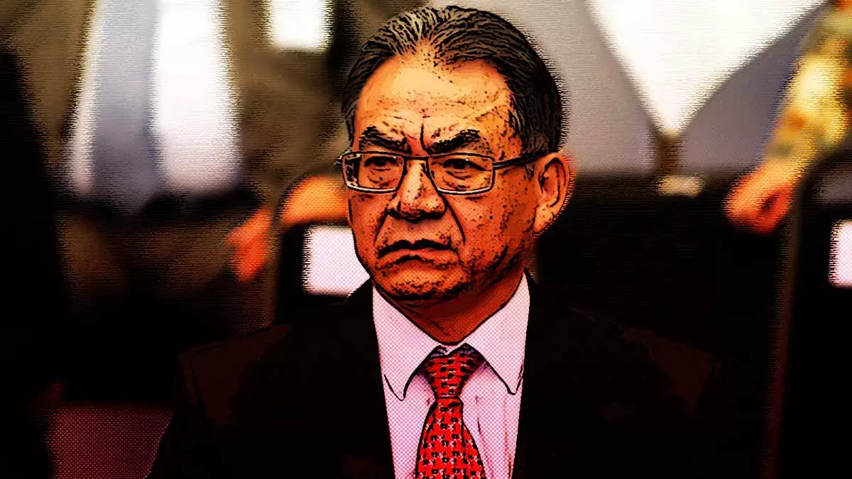 Melitón Lozano se defiende; niega que haya entregado más de 800 plazas