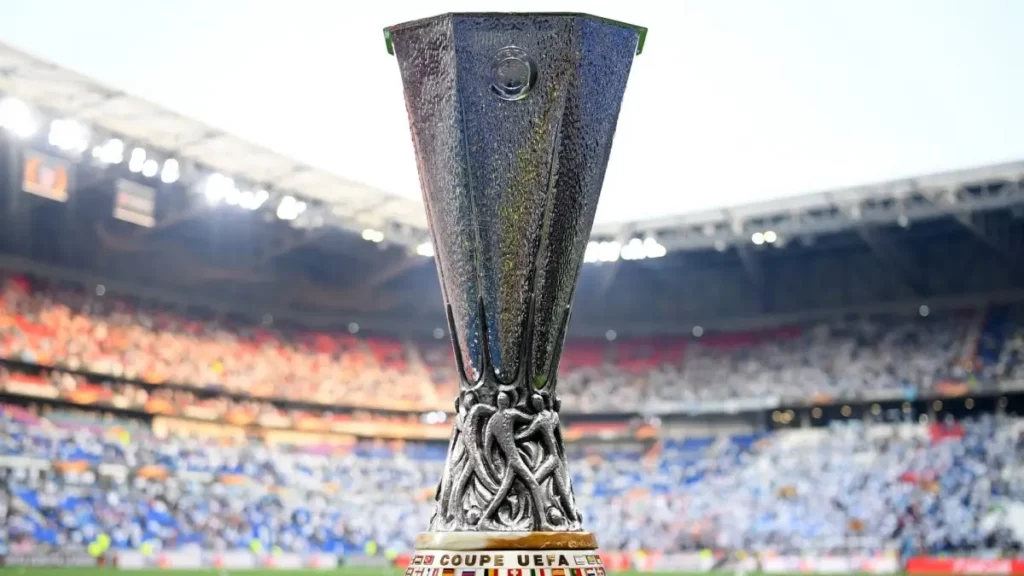 Jueves de UEFA Europa League, con actividad para tres mexicanos.
