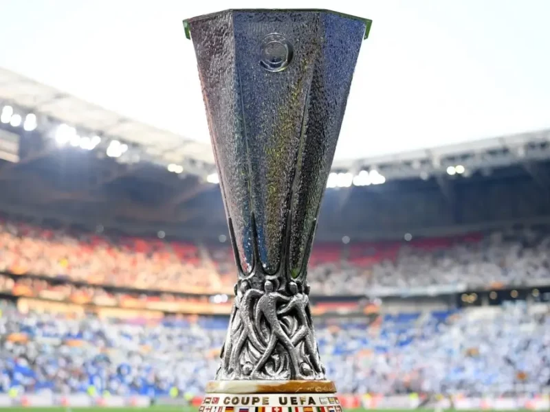 Jueves de UEFA Europa League, con actividad para tres mexicanos.