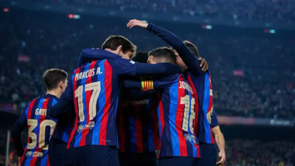 En medio de la polémica por los sobornos, Barcelona empata ante el Manchester United