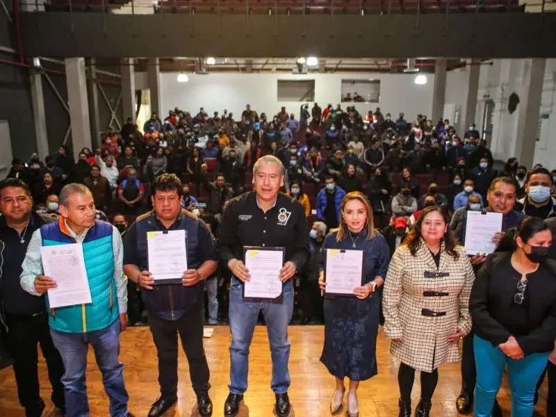 Paola Angon informa aumento del 14.7% global para trabajadores de base.