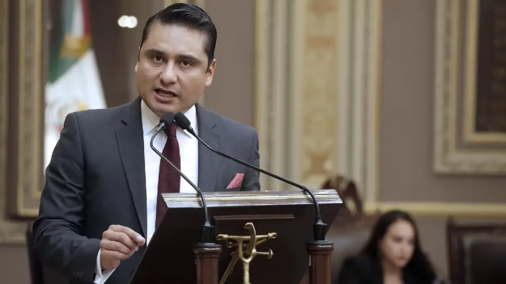 Dejan a opositores, fuera del Consejo de Morena en Puebla 
