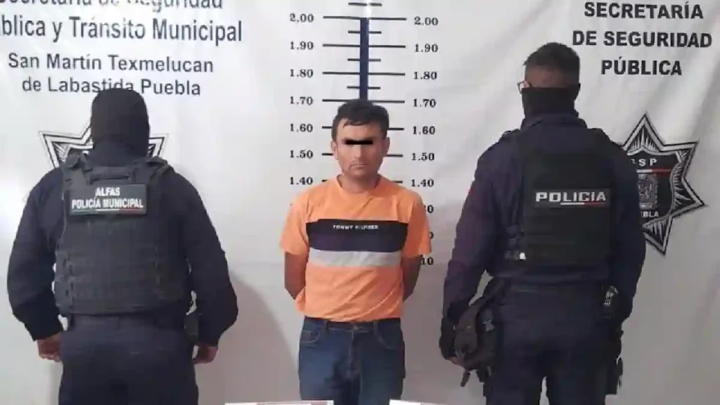 Secretaría de Seguridad Pública de San Martín Texmelucan detiene a un individuo por robo a un establecimiento comercial