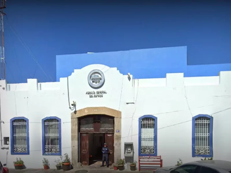 Retienen a ministeriales en cateo, por pugna en la Fiscalía de Género de Puebla
