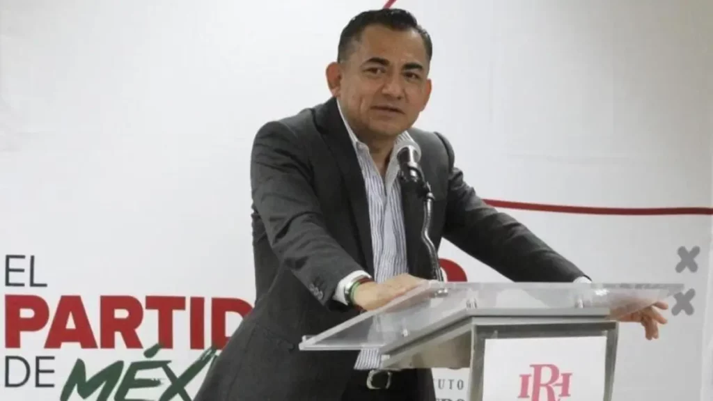 Estamos formando políticos profesionales de carrera que sirvan a México: Lázaro Jiménez