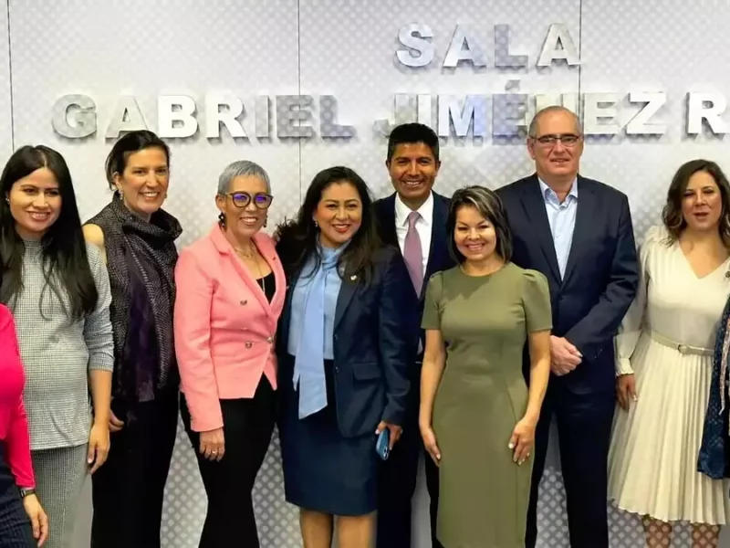 Puebla Capital presente en conversatorio "Juntas somos más fuertes", del Senado de la República