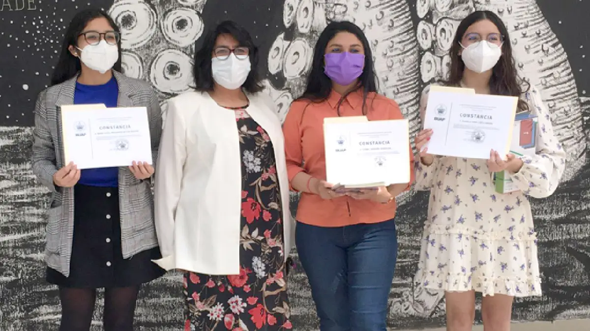 Estudiante BUAP, primer lugar de la Tercera Olimpiada Estatal de Filosofía 2023