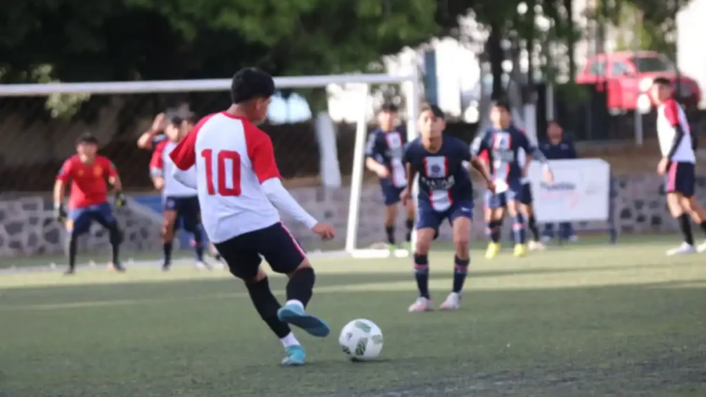 Ya rueda el balón en el Torneo Inter-secus e Inter-prepas en Puebla Capital