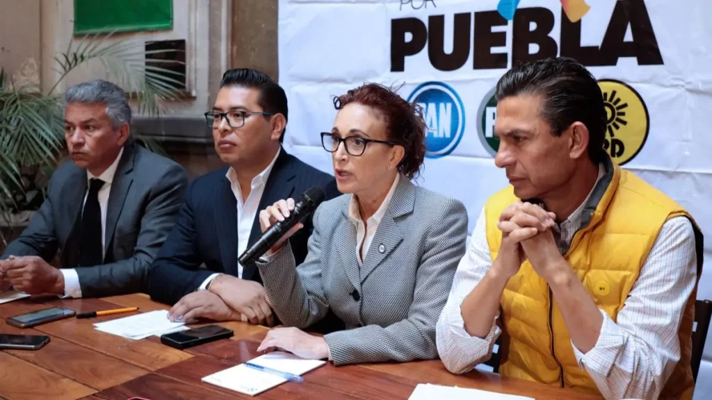 Partidos de oposición participarán en marcha contra “Plan B” en Puebla.