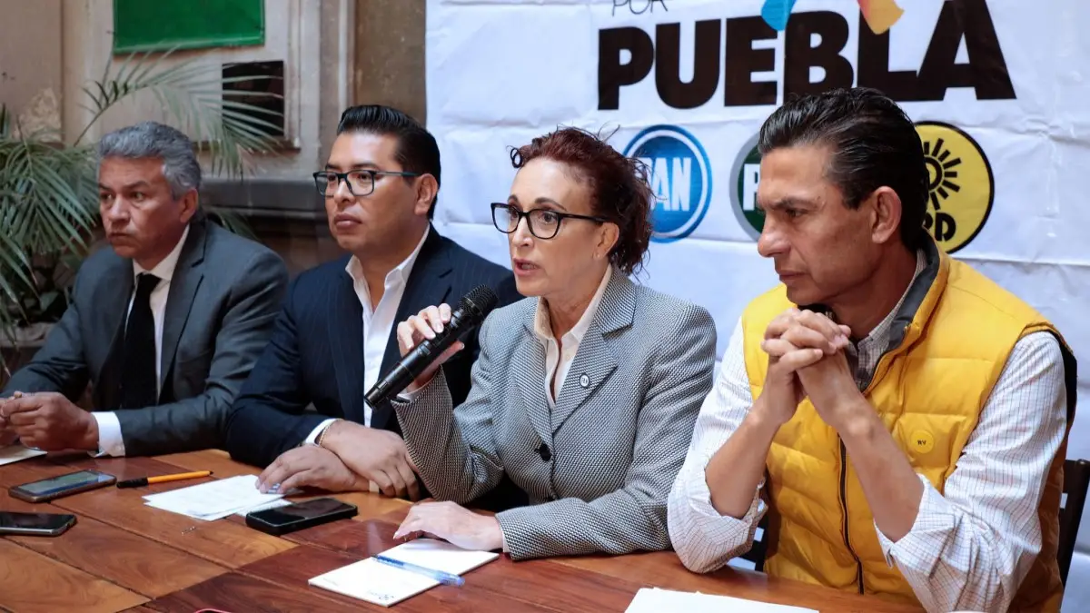 Partidos de oposición participarán en marcha contra “Plan B” en Puebla.