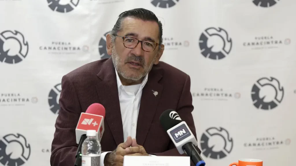 Canacintra pide más vuelos internacionales desde el Aeropuerto de Puebla 