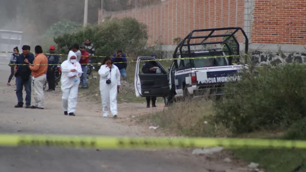 Encuentran el cadáver de un hombre en Santa Ana Xalmimilulco, estaba desollado