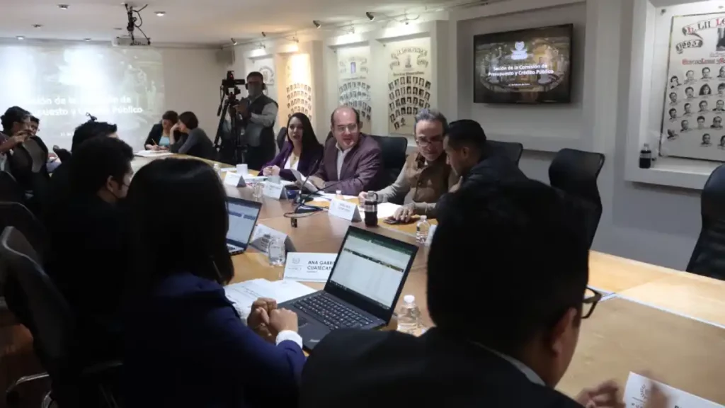 Aprueba Comisión de la LXI Legislatura que ayuntamientos contraten crédito por el periodo que dura su administración