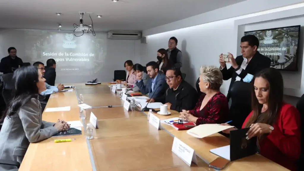 Aprueban en Comisión del Congreso Iniciativa para sensibilizar a servidores públicos en materia de no discriminación