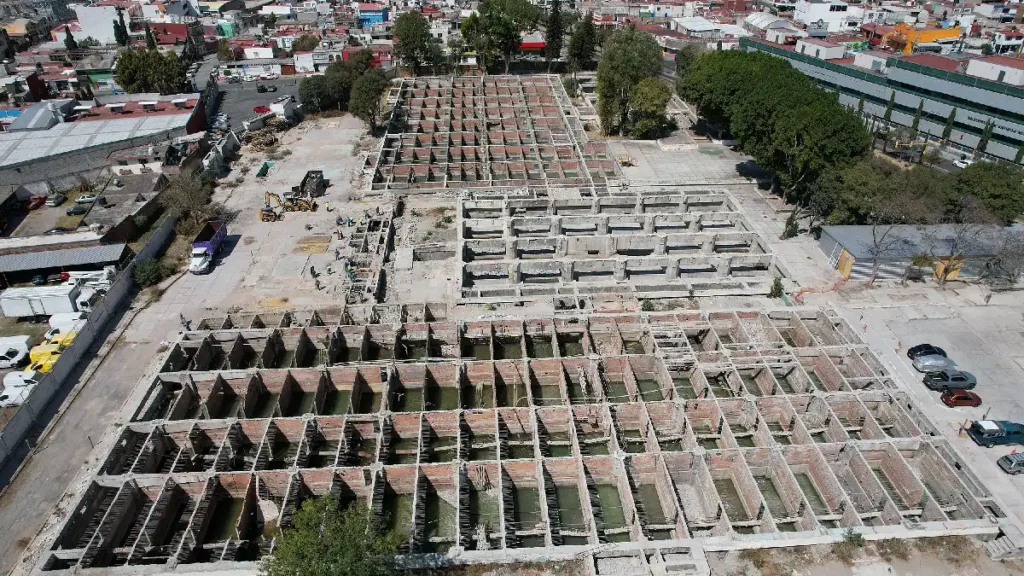 Hospital San Alejandro continúa en etapa de demolición; retraso afecta a La Margarita 