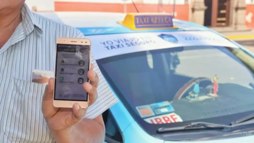Cholultecas y visitantes podrán viajar en taxis seguros: Paola Angon.