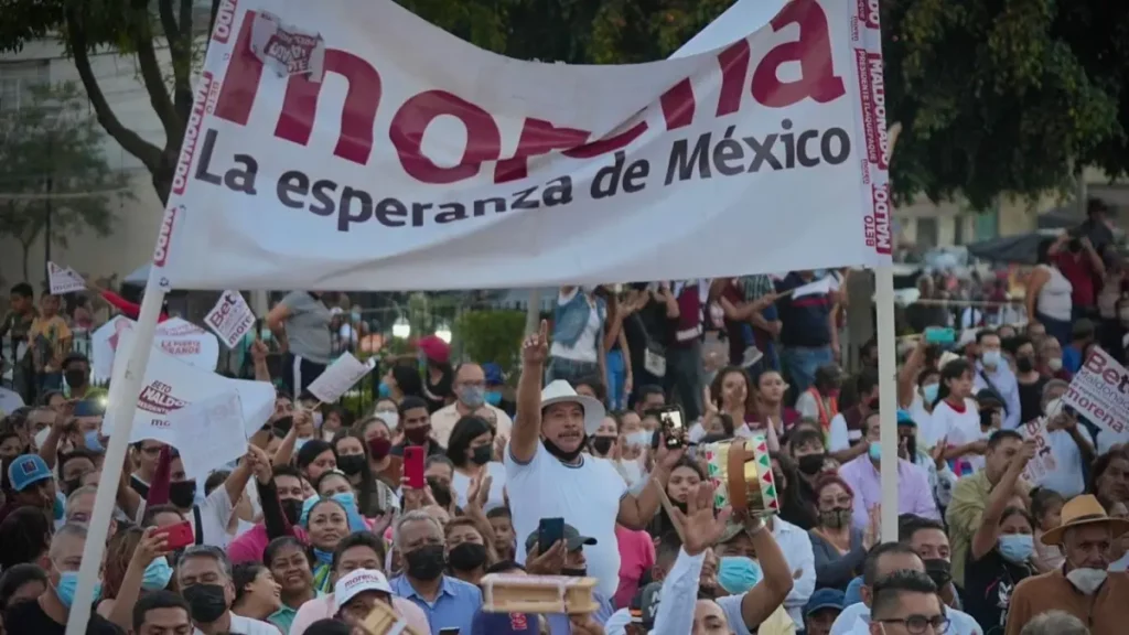 Encuesta: Se mueve tablero de presidenciables; Morena aventaja