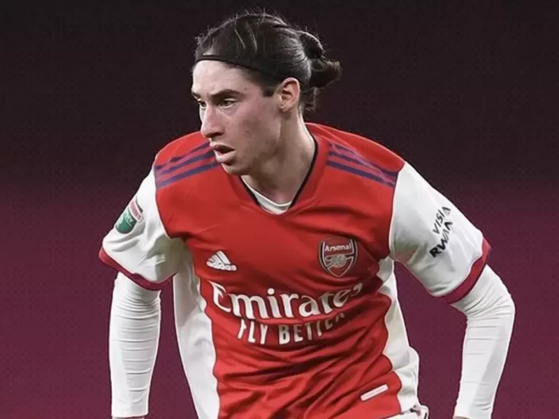 Arsenal renovará el contrato de Marcelo Flores, pero buscará quedarse en España
