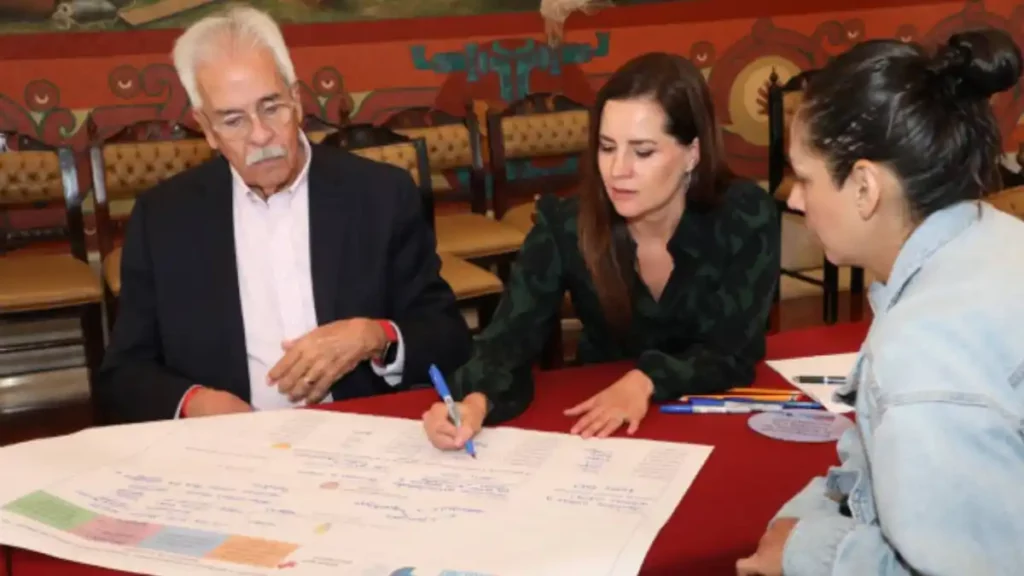 Sesiona Comité Puebla Ciudad Creativa del Diseño