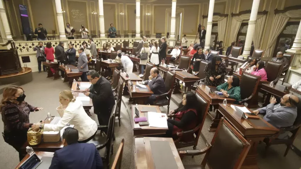 Congreso de Puebla aprueba reforma al Poder Judicial propuesta por Barbosa