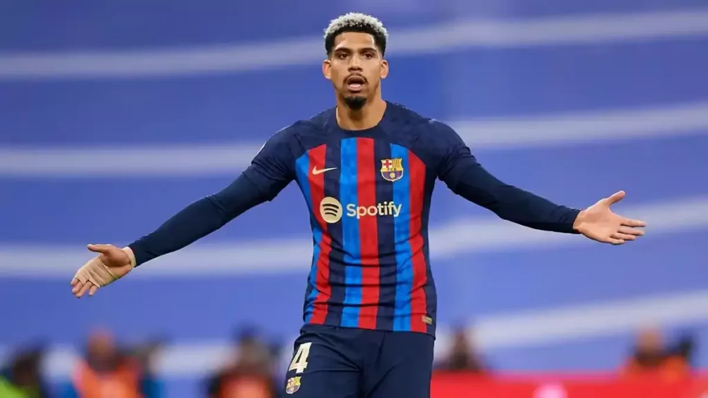 Barcelona triunfa frente al Real Madrid en el Santiago Bernabèu  