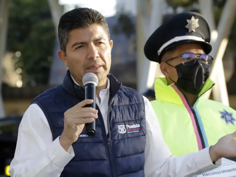Ayuntamiento deberá aclarar sobrecosto e irregularidades de exfuncionarios: Eduardo Rivera