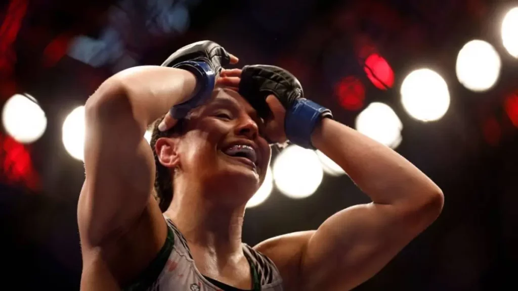 Alexa Grasso hace historia; es la primer campeona mexicana del UFC.