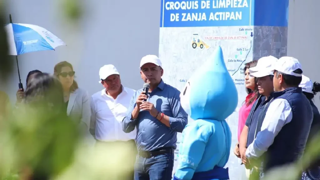 Inicia el Ayuntamiento de San Andrés Cholula la limpieza de la Zanja Actipan