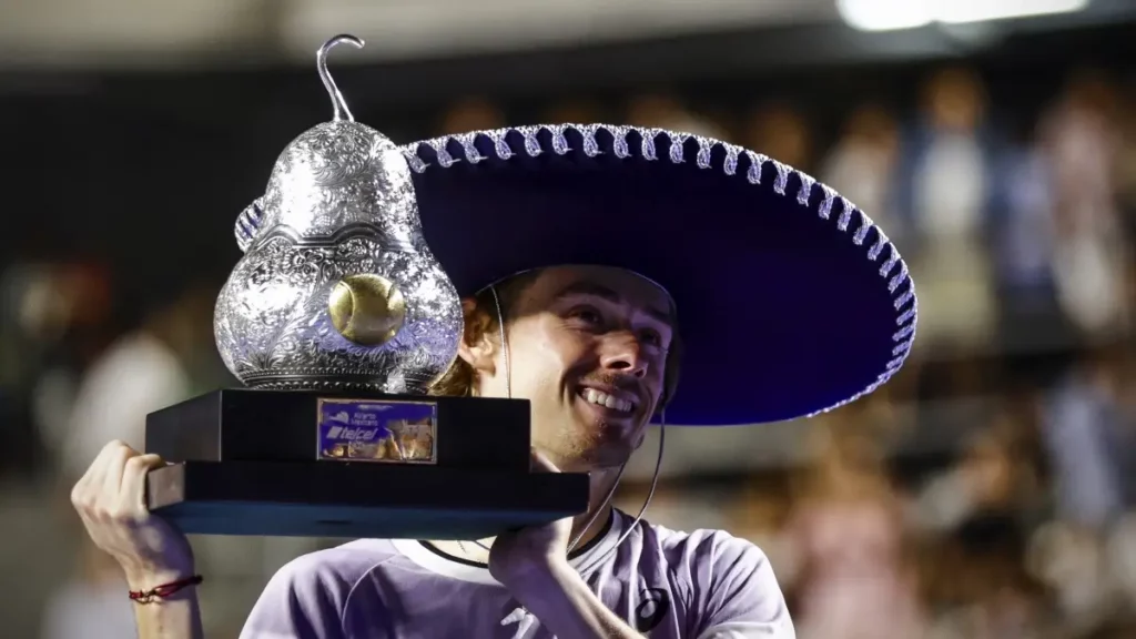 Alex de Miñaur es el nuevo campeón del Abierto Mexicano de Tenis.