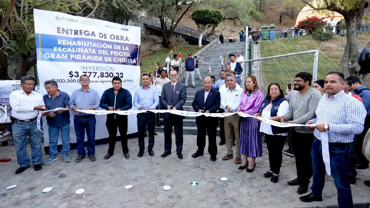 Entrega Ayuntamiento de San Andrés Cholula rehabilitación de la escalinata del Pocito de la Gran Pirámide de Cholula