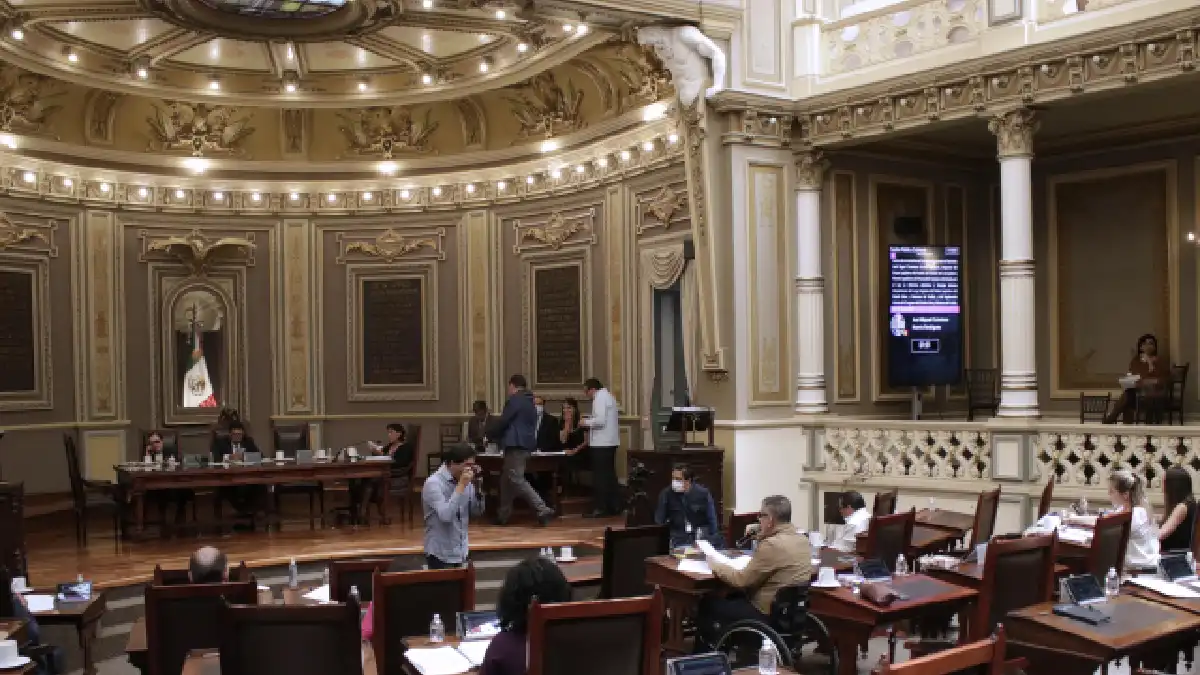 Llegan al Congreso propuestas para magistrados del Tribunal Administrativo de Puebla 