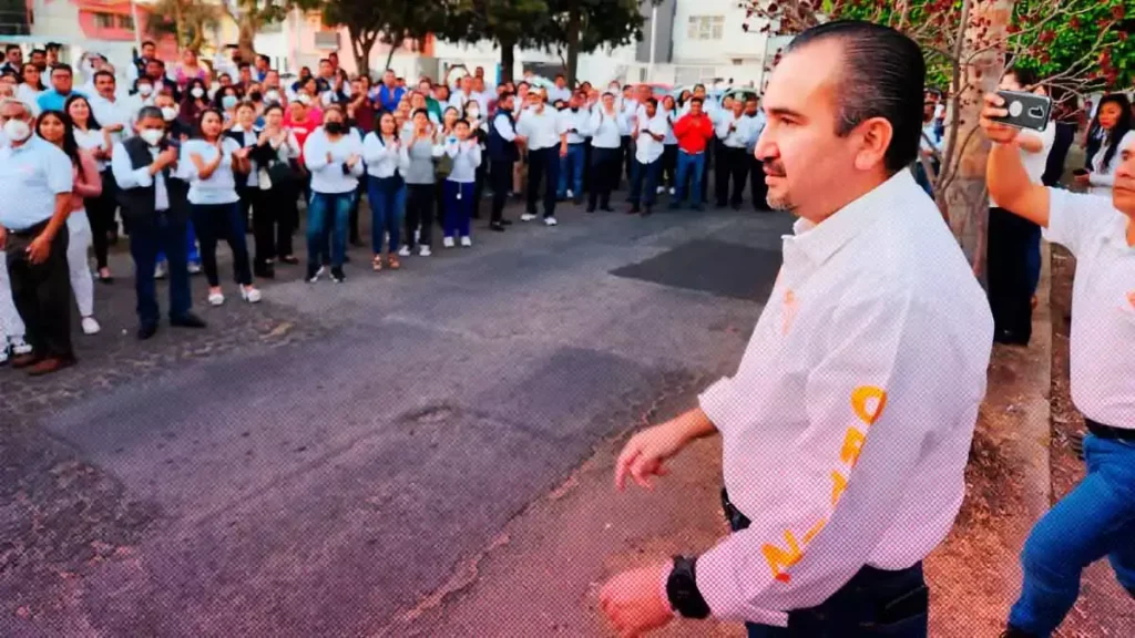 Víctor Ortiz se registra para la dirigencia de la Sección 23 del SNTE
