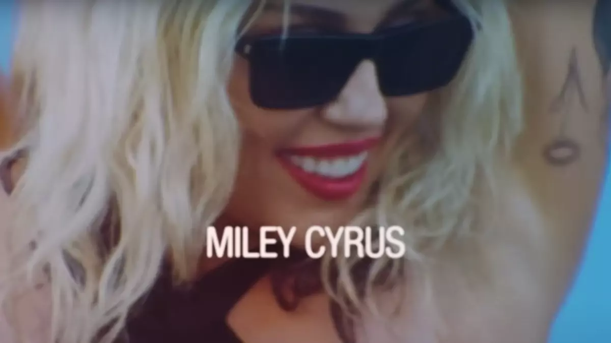 Miley Cyrus lanza su nuevo álbum Endless Summer Vacation