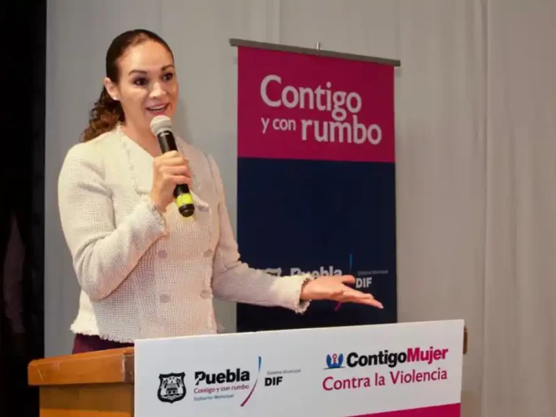 SMDIF Puebla reconoce a mujeres destacadas que rompieron estereotipos