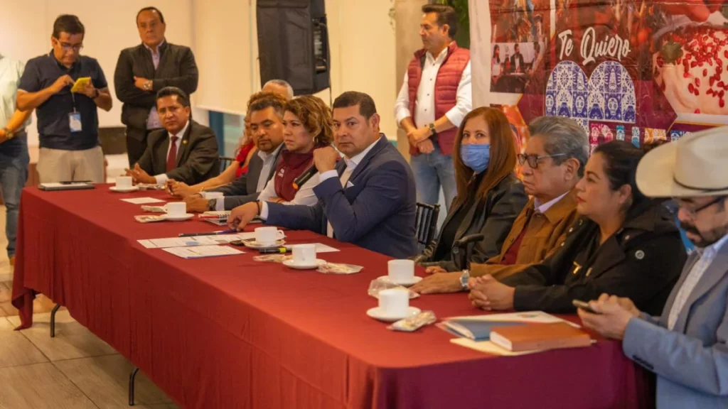 Armenta pone alto a congresistas de EU, no a la intervención puntualiza