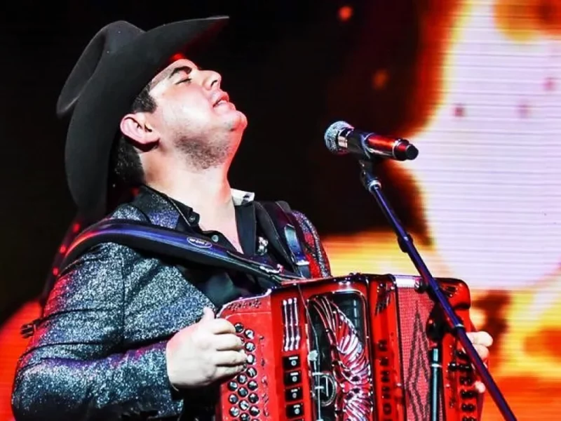 Se acabaron boletos para Alfredo Olivas en el Palenque de la Feria de Puebla
