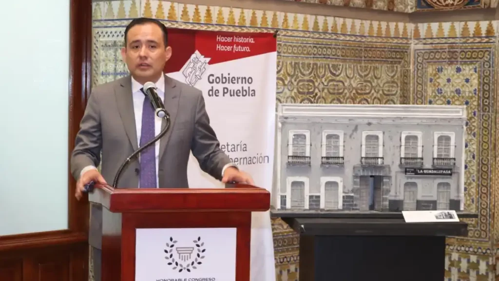 Inaugura Congreso del Estado exposición “Mujeres que admiran a otras mujeres”