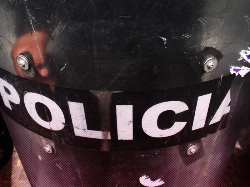 Detienen a policías municipales de Puebla por abusar de una motociclista detenida en Clavijero