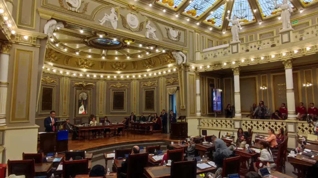 Recibe Pleno iniciativa para implementar mecanismos que prevengan violencia en las escuelas