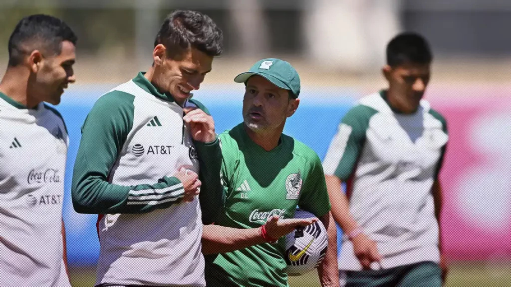 Diego Cocca viaja a Surinam para su debut con la Selección Mexicana.