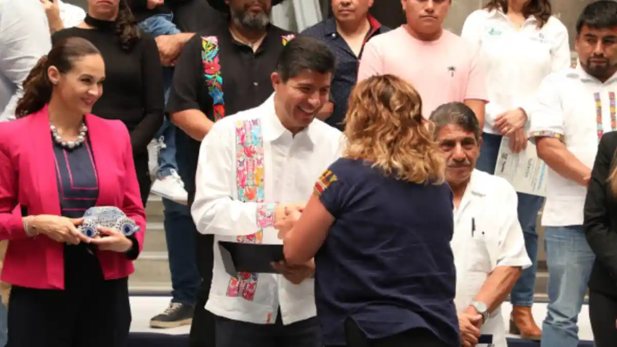 'Expo Saberes' llega al patio del Palacio Municipal