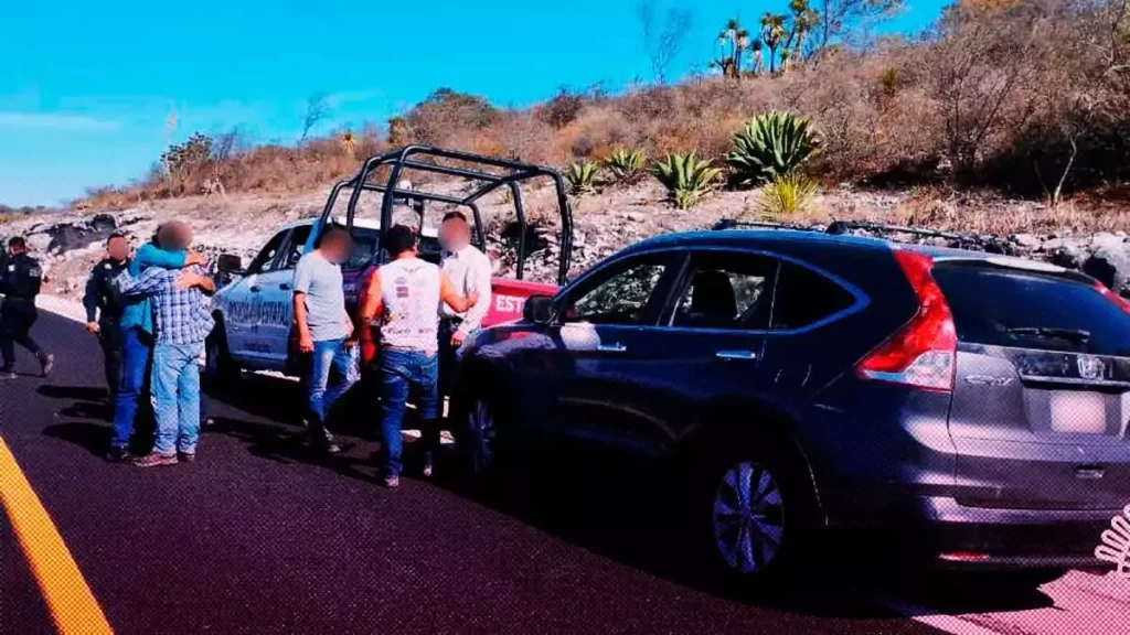 Autoridades de Puebla y Oaxaca rescatan a tres víctimas de rapto