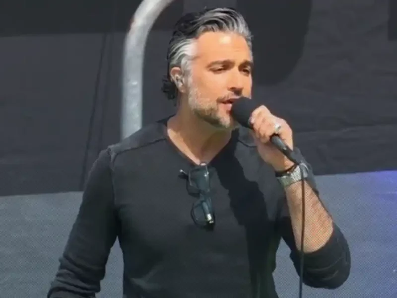 Critican a Jaime Camil por cantar el himno de EEUU en la Nascar