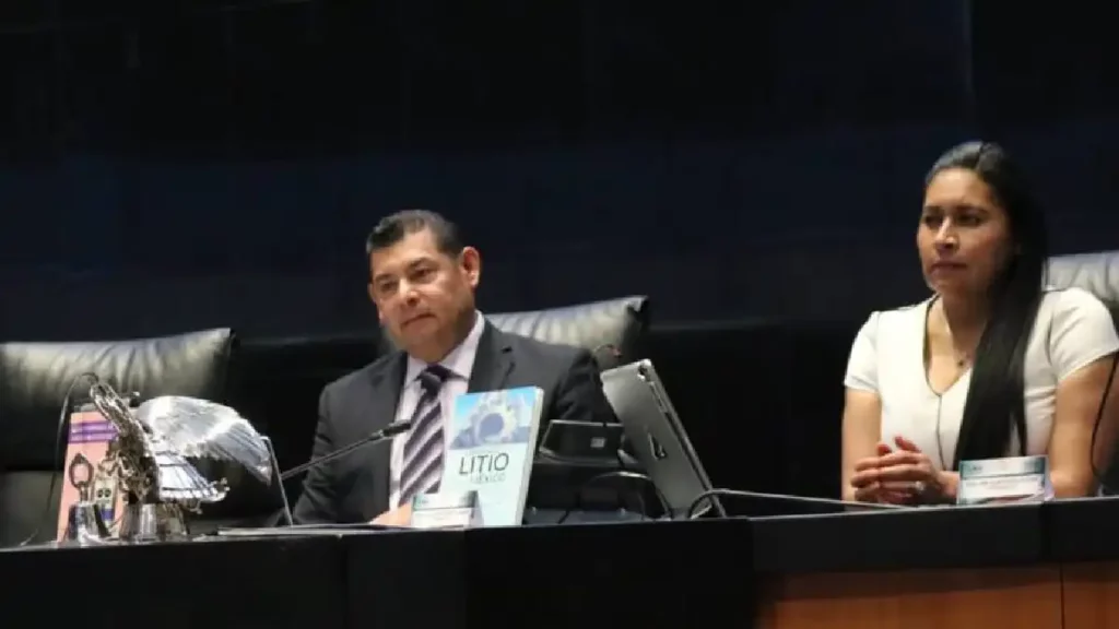 En el Senado se trabaja a favor del pleno desarrollo de la niñez mexicana: Armenta