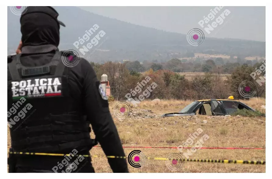 Dejan cadáver encobijado en la cajuela de un taxi en La Resurrección