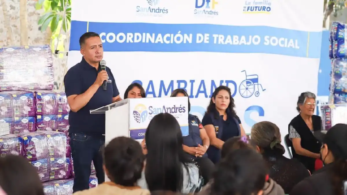 DIF de San Andrés Cholula continúa cambiando vidas con la entrega de pañales y bolsas de colostomía
